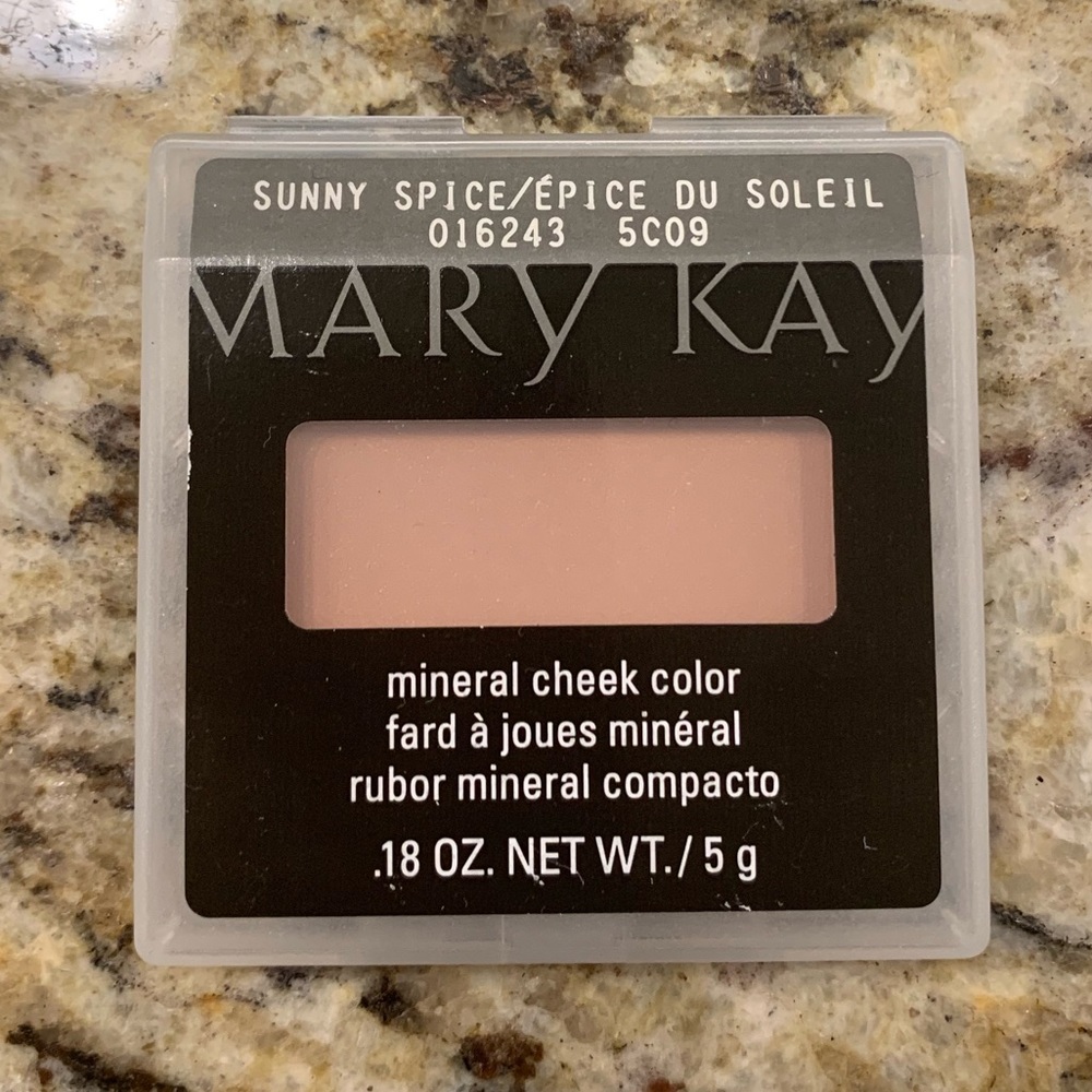 Mary Kay Sunny Spice bush cheek color